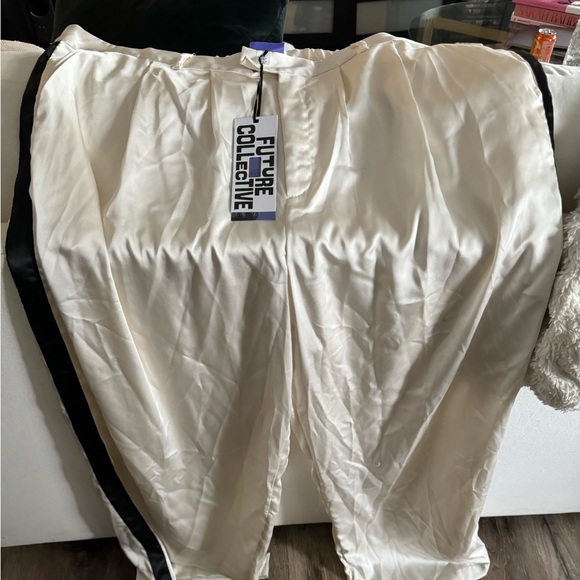 NWT Future Collective Kahlana Barfield Brown x Target Cream Wide Leg Trousers - Picture 2 of 4